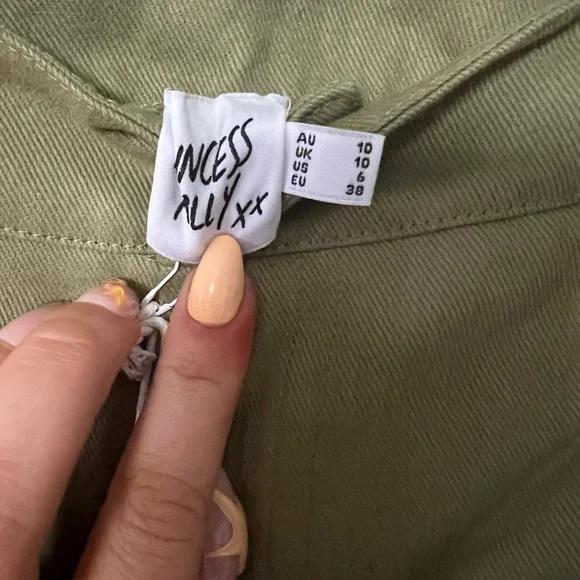 Princess Polly Mid rise Cargo Pant - Picture 4 of 4